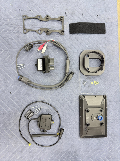 Arctic Cat’s Garmin Powered G8 (Premium Model) and QCC3D’s ACPC-1726.1 Black Mounting Kit