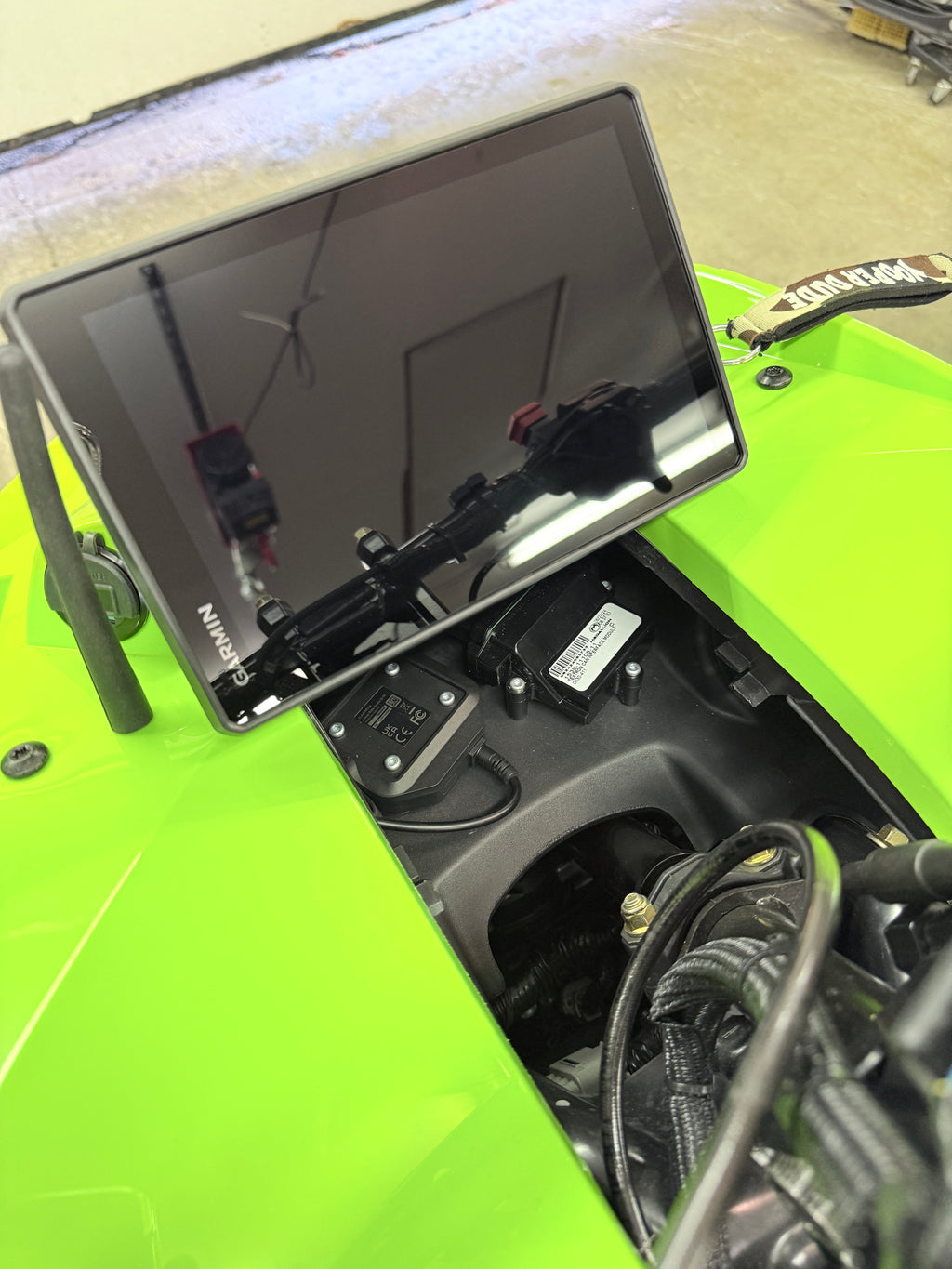 Arctic Cat Garmin Powered Base Model G8 Kit for Two & Four Stroke Snowmoiles ***New Interface Module Included*** (Part # QCC3D-G8B-4S2S)